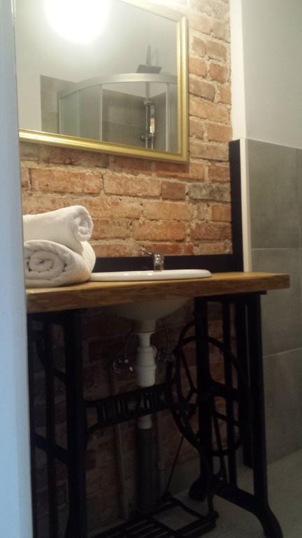 Loft Rooms - Centrum - Bezplatny Parking Элк Номер фото